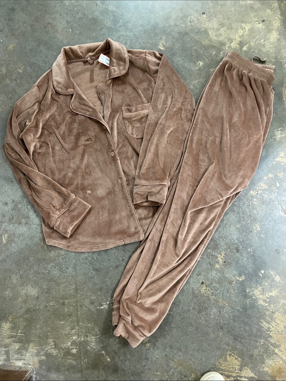 SKIMS Brown Velour Two-Piece Loungewear Set